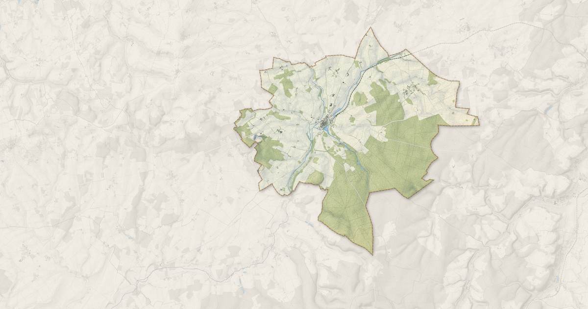 Portrait cartographique de Entrains-sur-Nohain : relief, eau, forêts, bâti et voies, calculés à partir des données de l'IGN