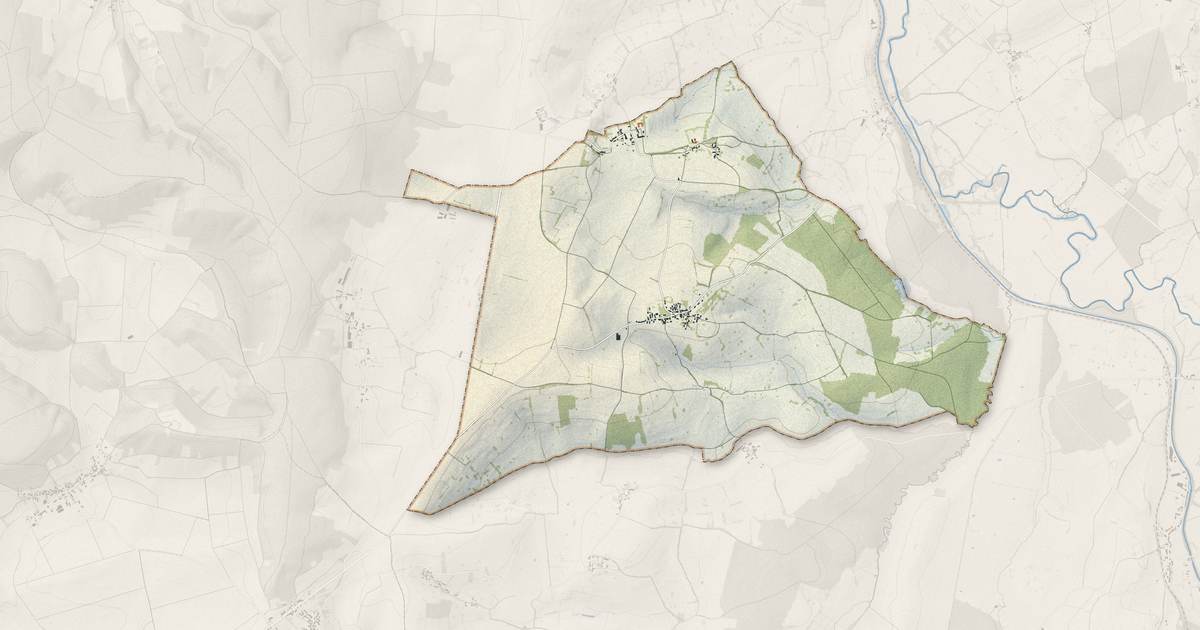 Portrait cartographique de Lys : relief, eau, forêts, bâti et voies, calculés à partir des données de l'IGN