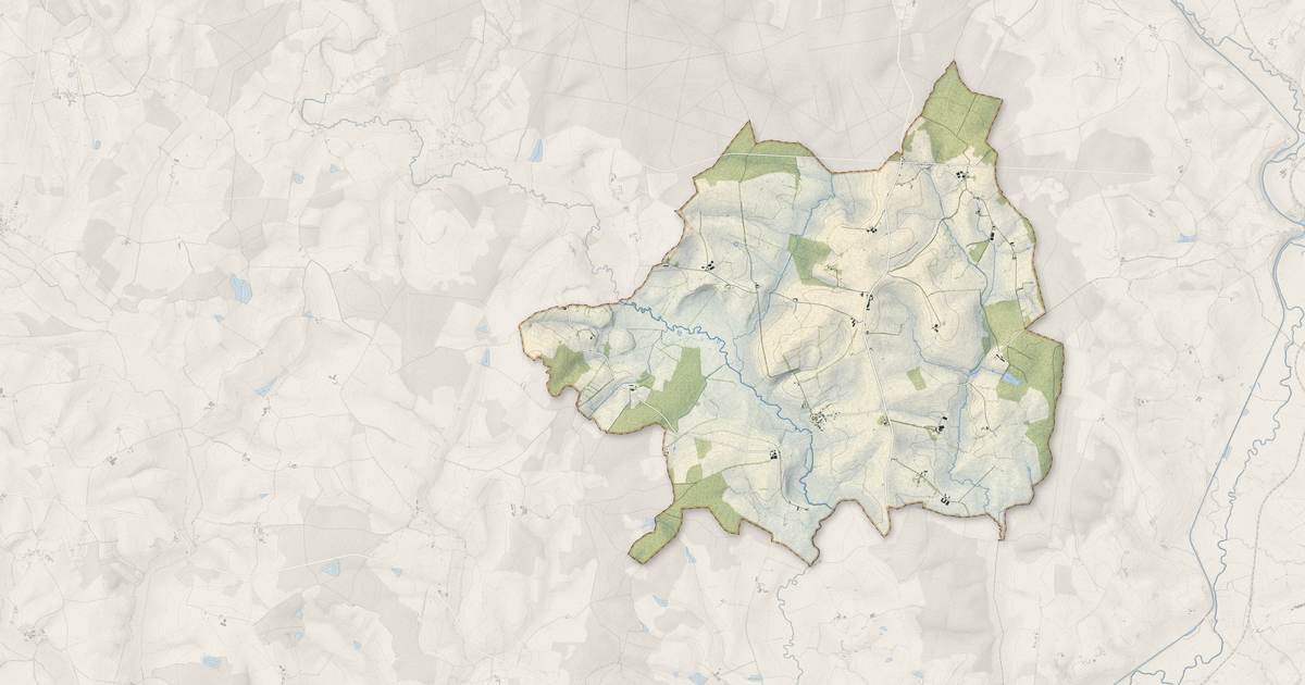 Portrait cartographique de Montigny-sur-Canne : relief, eau, forêts, bâti et voies, calculés à partir des données de l'IGN
