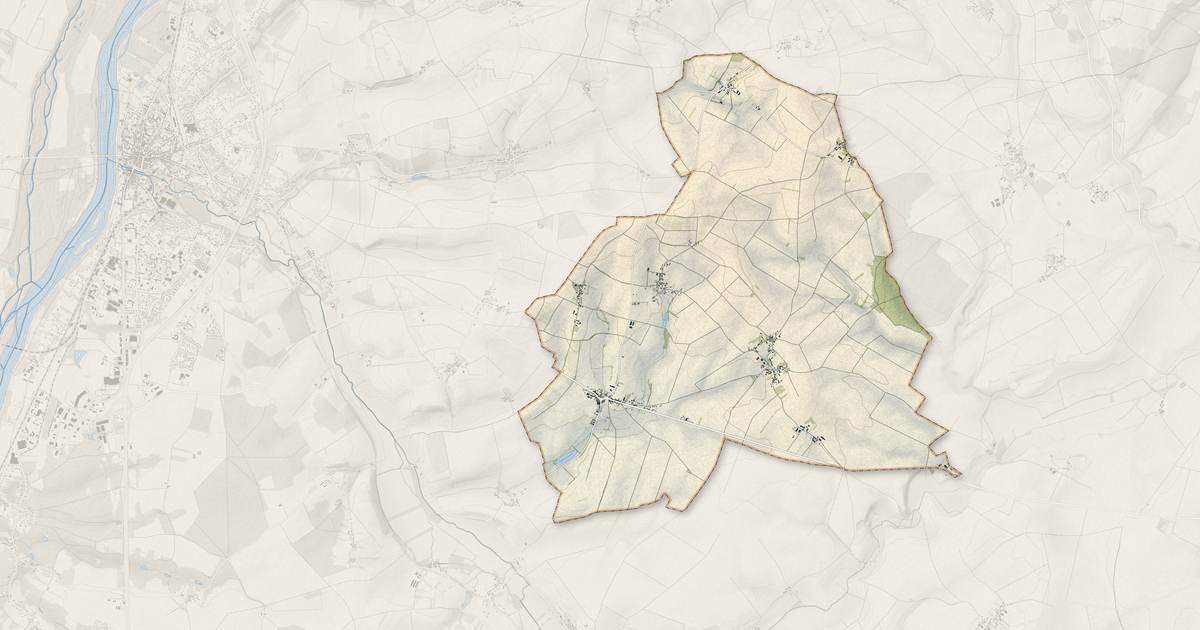 Portrait cartographique de Pougny : relief, eau, forêts, bâti et voies, calculés à partir des données de l'IGN