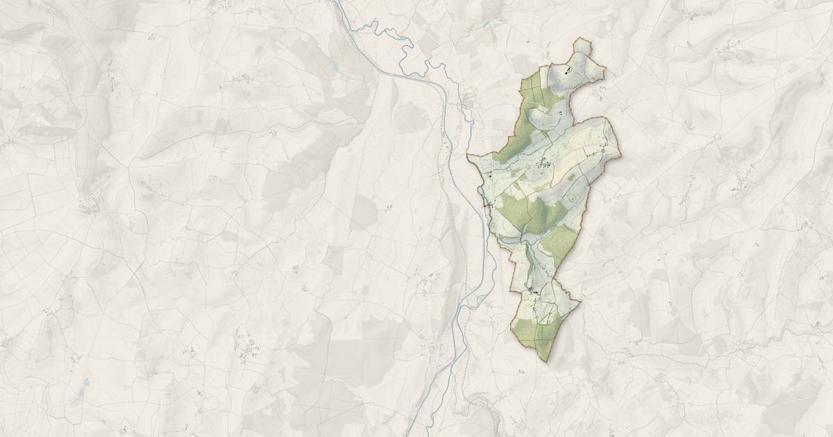 Portrait cartographique de Ruages : relief, eau, forêts, bâti et voies, calculés à partir des données de l'IGN