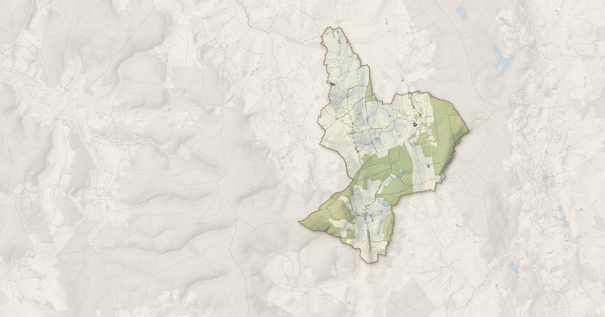 Portrait cartographique de Sainte-Marie : relief, eau, forêts, bâti et voies, calculés à partir des données de l'IGN