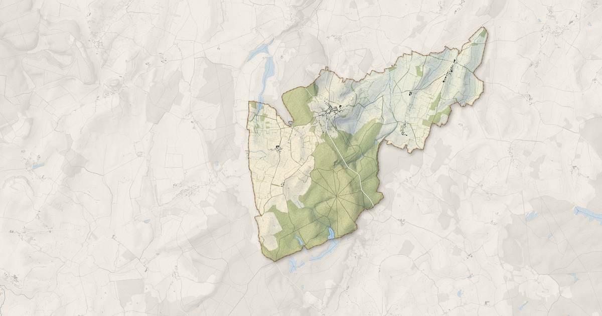 Portrait cartographique de Saint-Révérien : relief, eau, forêts, bâti et voies, calculés à partir des données de l'IGN