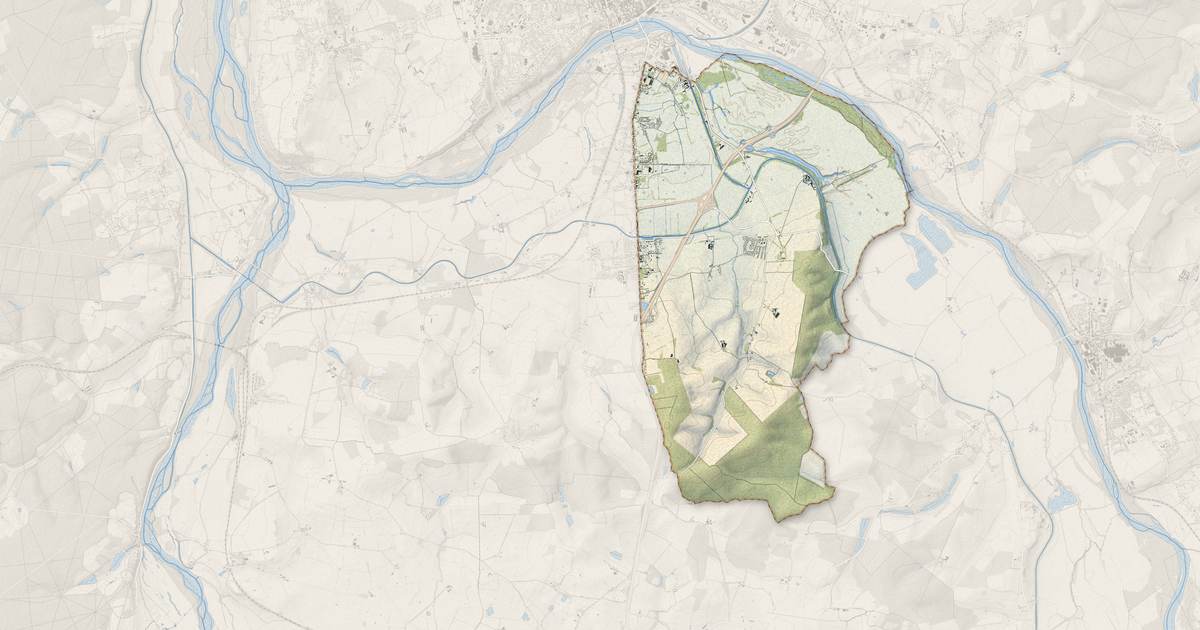 Portrait cartographique de Sermoise-sur-Loire : relief, eau, forêts, bâti et voies, calculés à partir des données de l'IGN