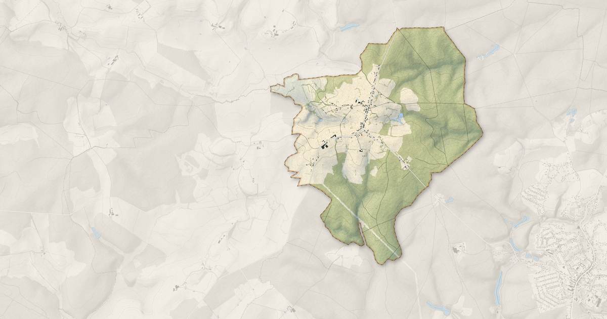 Portrait cartographique de Trois-Vèvres : relief, eau, forêts, bâti et voies, calculés à partir des données de l'IGN