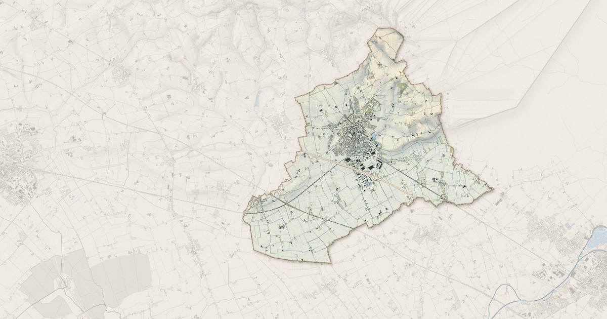Portrait cartographique de Bailleul : relief, eau, forêts, bâti et voies, calculés à partir des données de l'IGN