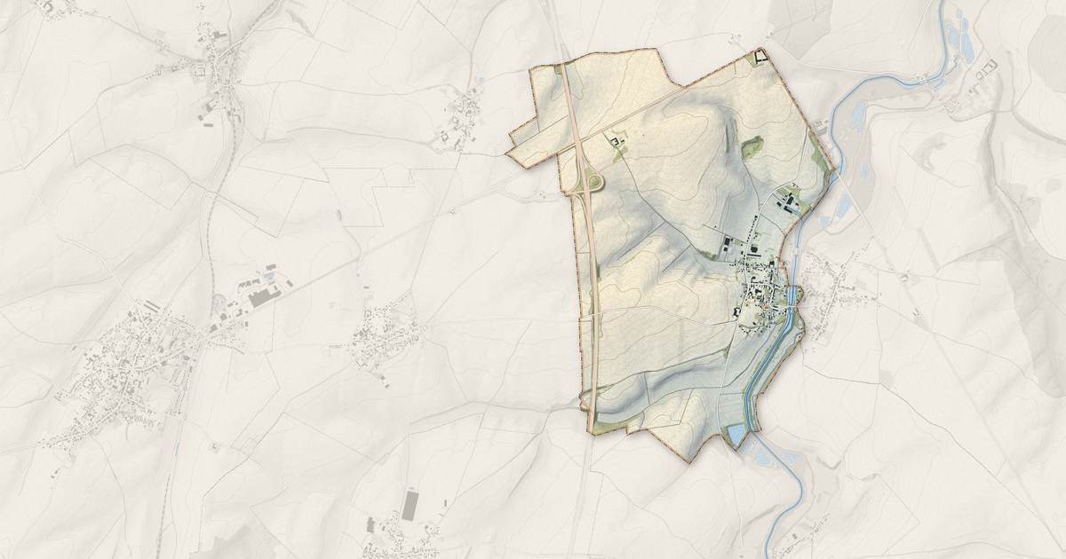 Portrait cartographique de Banteux : relief, eau, forêts, bâti et voies, calculés à partir des données de l'IGN
