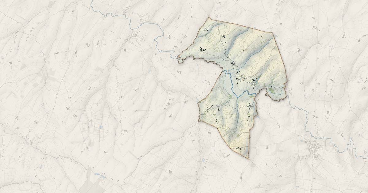 Portrait cartographique de Boulogne-sur-Helpe : relief, eau, forêts, bâti et voies, calculés à partir des données de l'IGN