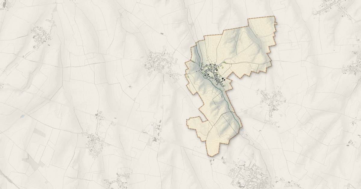 Portrait cartographique de Boussières-en-Cambrésis : relief, eau, forêts, bâti et voies, calculés à partir des données de l'IGN