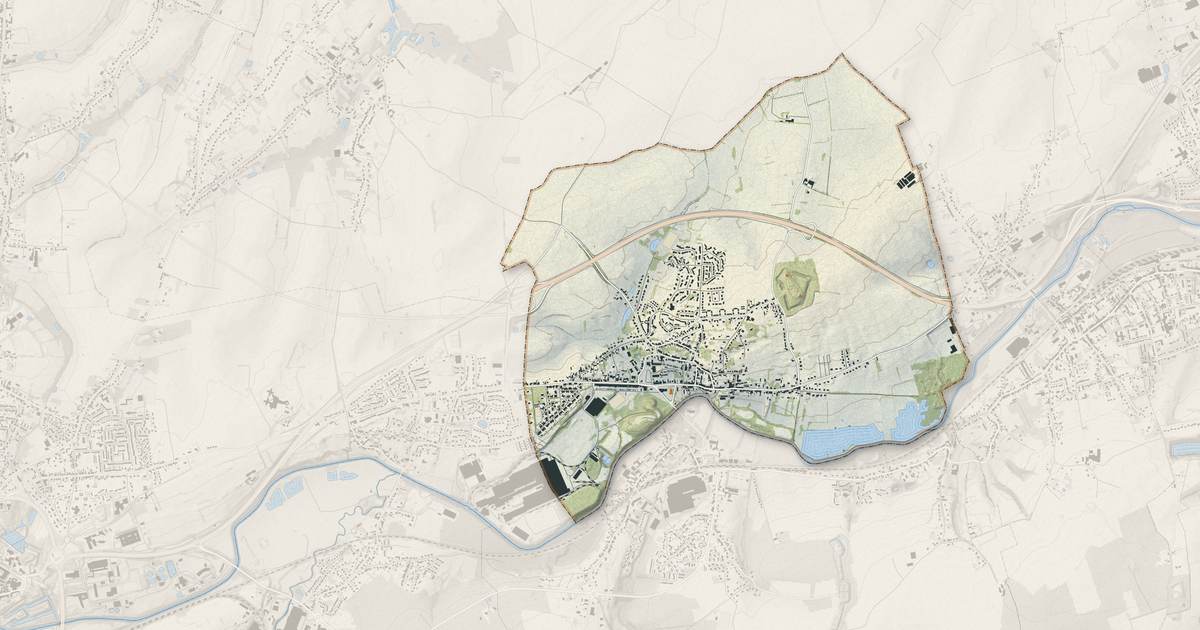 Portrait cartographique de Boussois : relief, eau, forêts, bâti et voies, calculés à partir des données de l'IGN