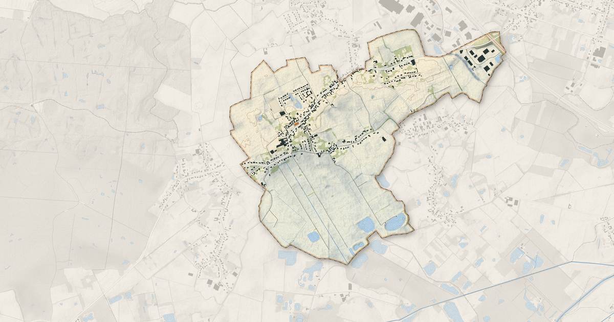 Portrait cartographique de Brillon : relief, eau, forêts, bâti et voies, calculés à partir des données de l'IGN