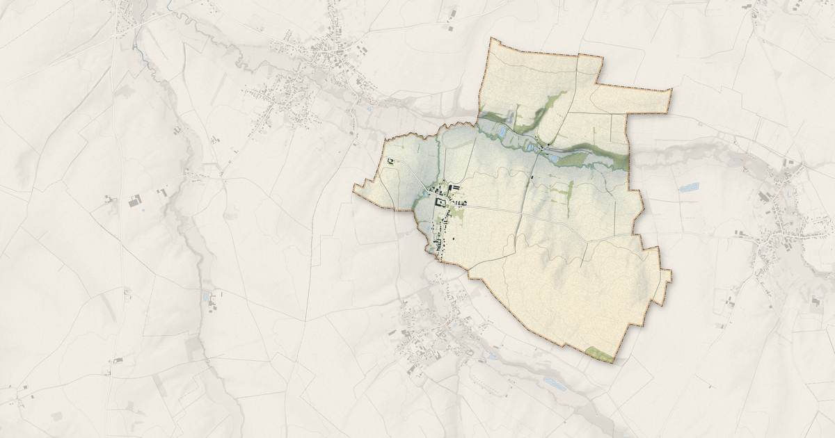 Portrait cartographique de Capelle : relief, eau, forêts, bâti et voies, calculés à partir des données de l'IGN