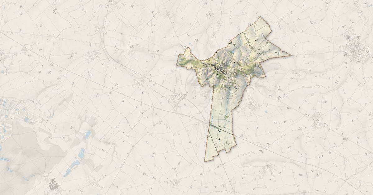 Portrait cartographique de Cassel : relief, eau, forêts, bâti et voies, calculés à partir des données de l'IGN
