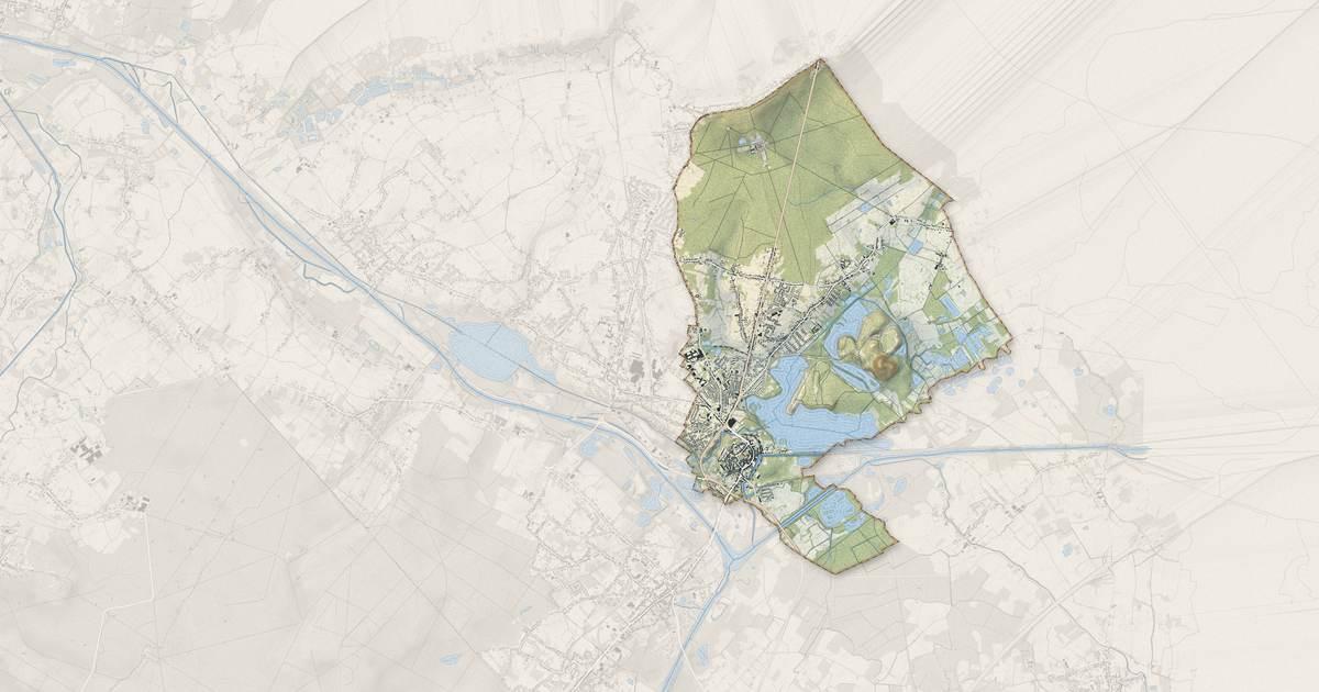 Portrait cartographique de Condé-sur-l'Escaut : relief, eau, forêts, bâti et voies, calculés à partir des données de l'IGN