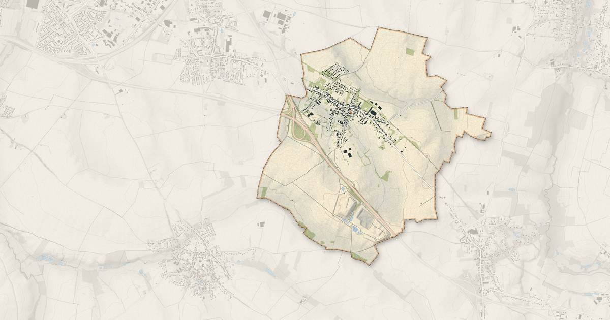 Portrait cartographique de Curgies : relief, eau, forêts, bâti et voies, calculés à partir des données de l'IGN