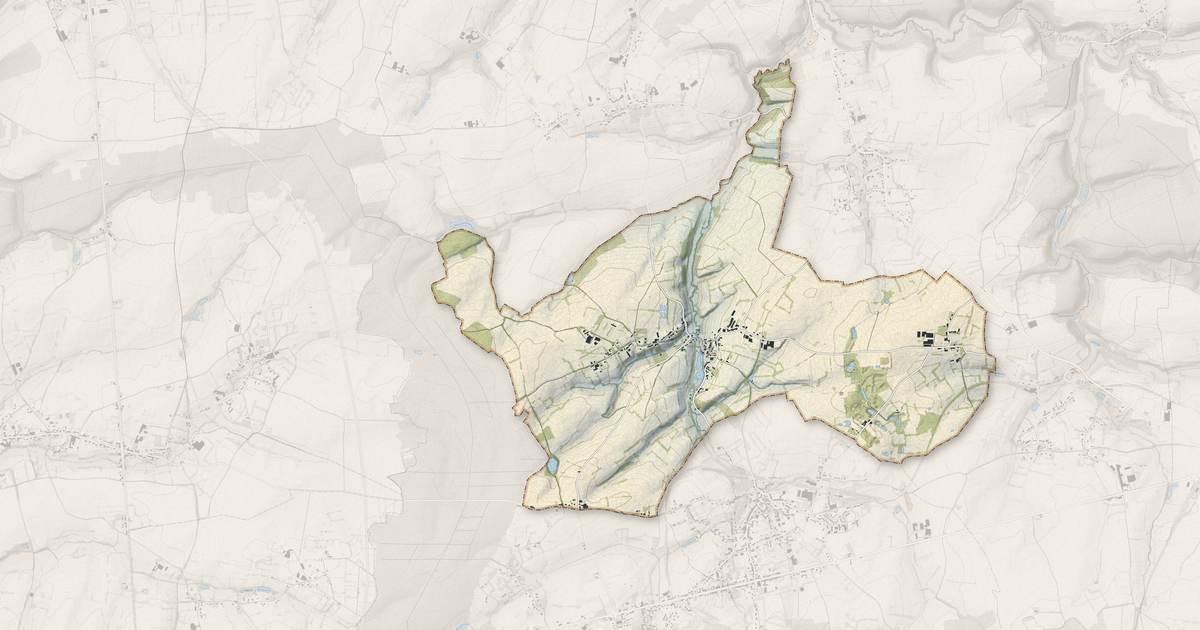 Portrait cartographique de Dimont : relief, eau, forêts, bâti et voies, calculés à partir des données de l'IGN