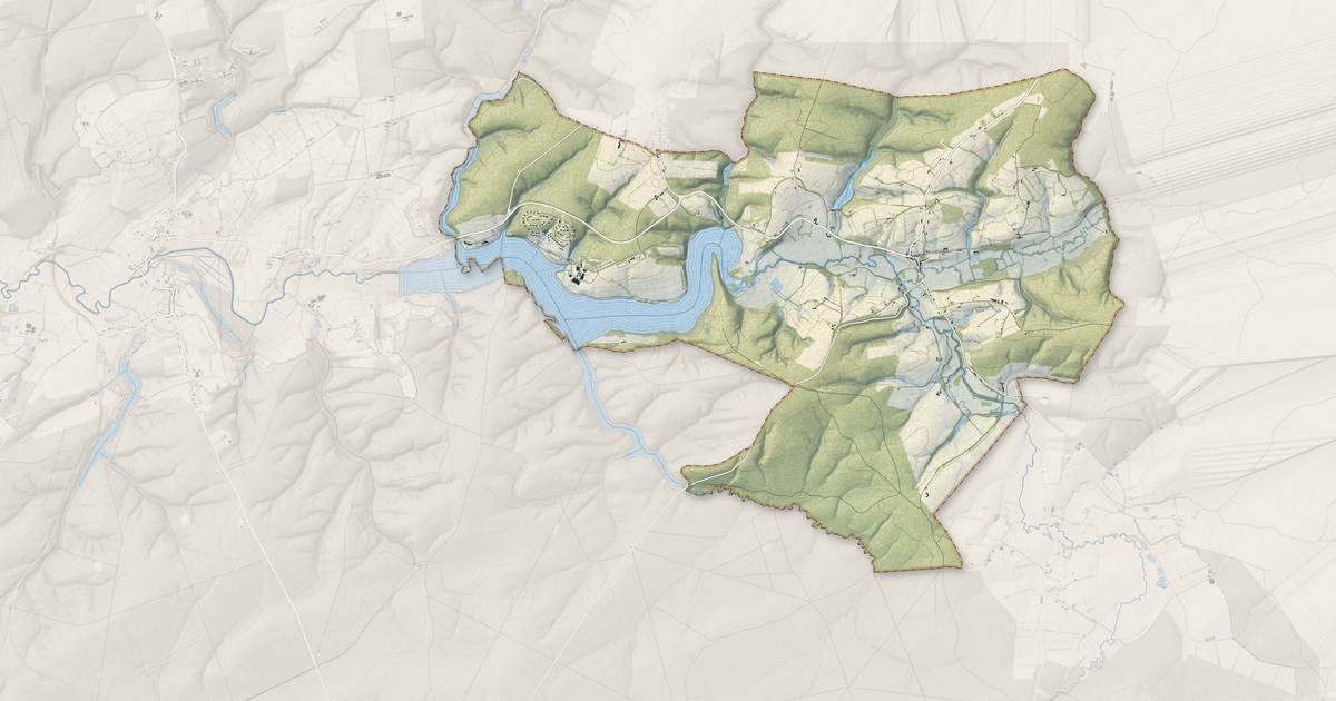 Portrait cartographique de Eppe-Sauvage : relief, eau, forêts, bâti et voies, calculés à partir des données de l'IGN