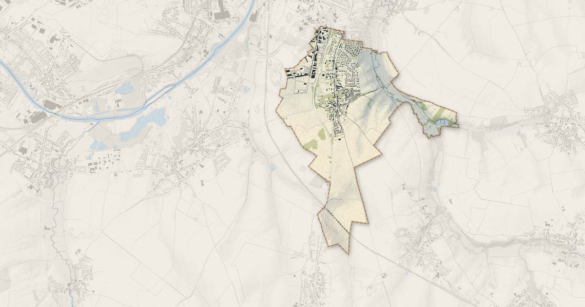Portrait cartographique de Famars : relief, eau, forêts, bâti et voies, calculés à partir des données de l'IGN