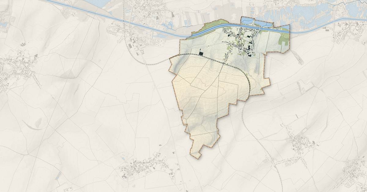 Portrait cartographique de Fressies : relief, eau, forêts, bâti et voies, calculés à partir des données de l'IGN