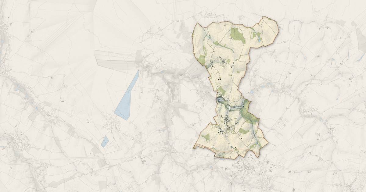 Portrait cartographique de Houdain-lez-Bavay : relief, eau, forêts, bâti et voies, calculés à partir des données de l'IGN