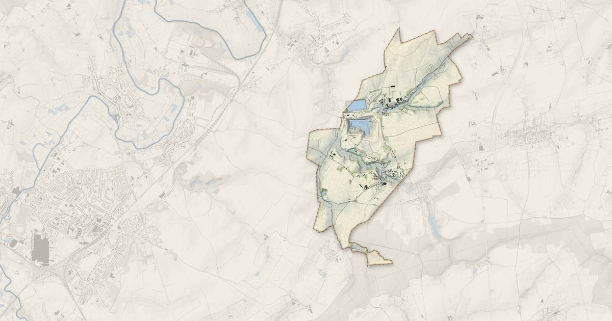 Portrait cartographique de Limont-Fontaine : relief, eau, forêts, bâti et voies, calculés à partir des données de l'IGN