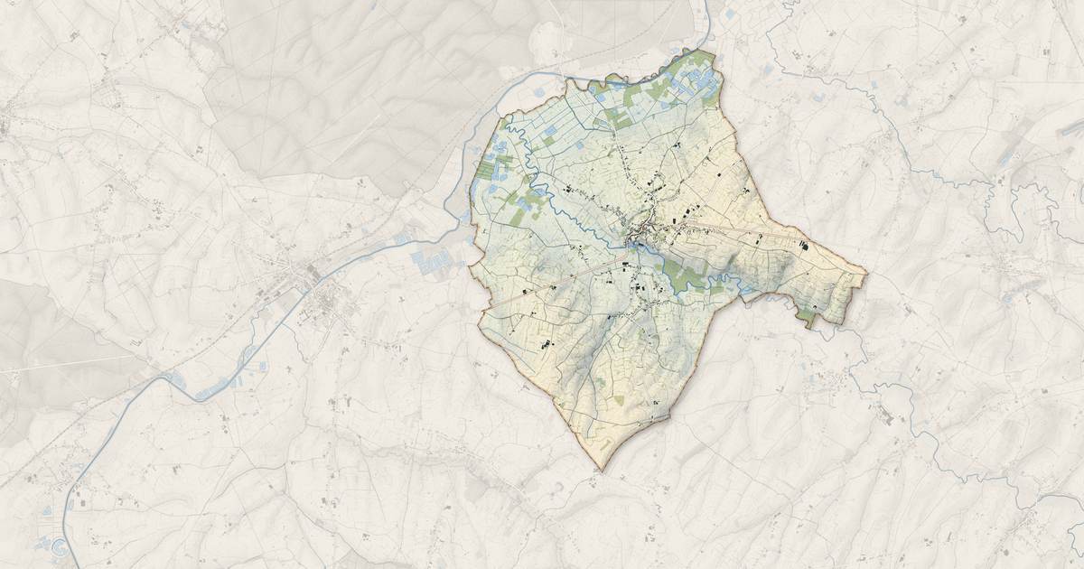 Portrait cartographique de Maroilles : relief, eau, forêts, bâti et voies, calculés à partir des données de l'IGN