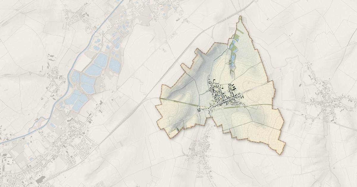Portrait cartographique de Naves : relief, eau, forêts, bâti et voies, calculés à partir des données de l'IGN