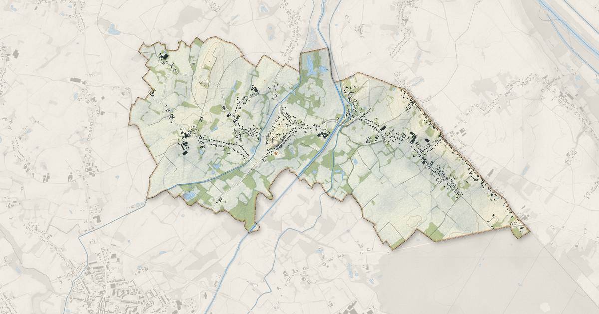 Portrait cartographique de Nivelle : relief, eau, forêts, bâti et voies, calculés à partir des données de l'IGN