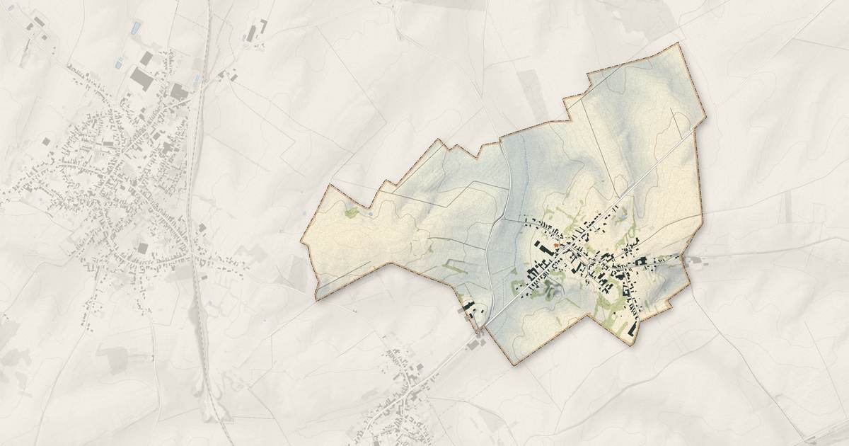 Portrait cartographique de Reumont : relief, eau, forêts, bâti et voies, calculés à partir des données de l'IGN