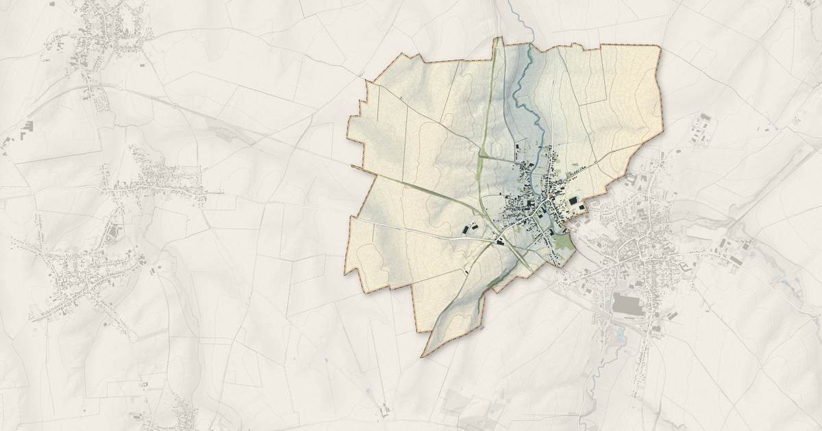 Portrait cartographique de Saint-Python : relief, eau, forêts, bâti et voies, calculés à partir des données de l'IGN
