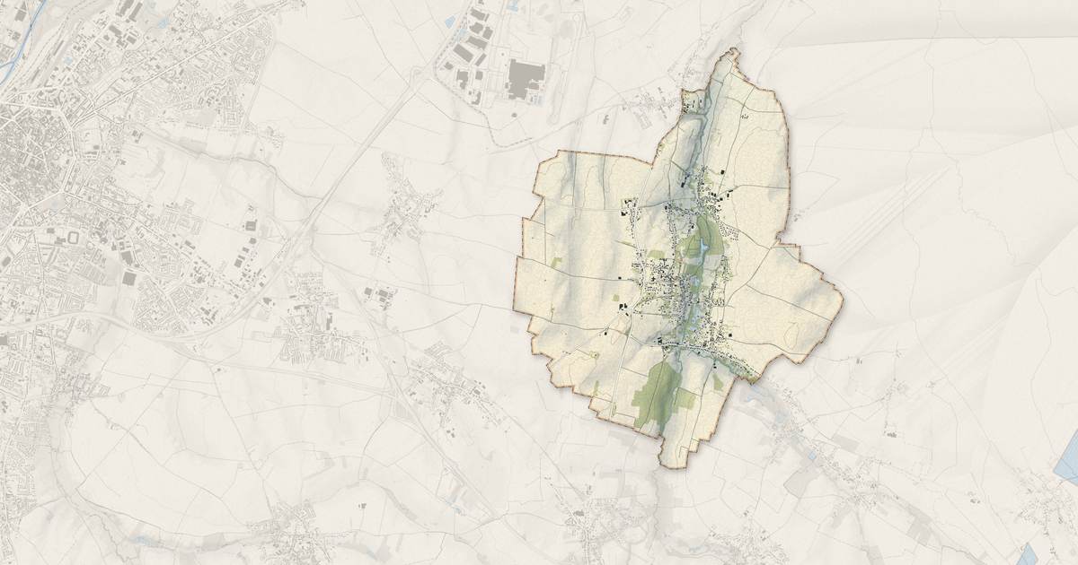 Portrait cartographique de Sebourg : relief, eau, forêts, bâti et voies, calculés à partir des données de l'IGN