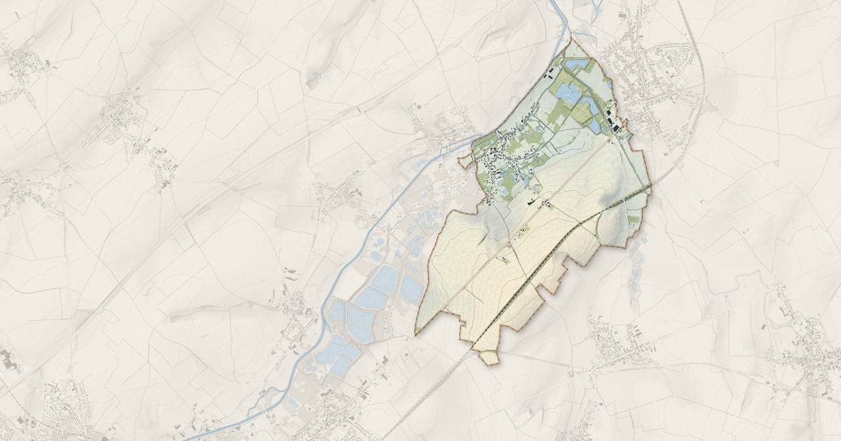 Portrait cartographique de Thun-Saint-Martin : relief, eau, forêts, bâti et voies, calculés à partir des données de l'IGN