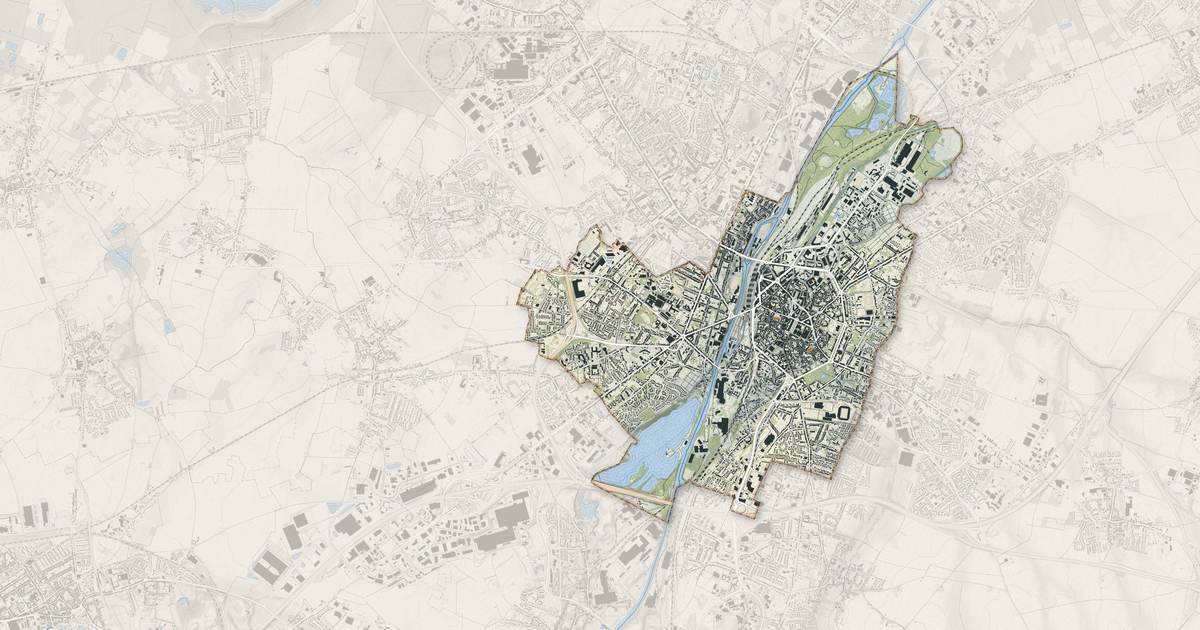 Portrait cartographique de Valenciennes : relief, eau, forêts, bâti et voies, calculés à partir des données de l'IGN