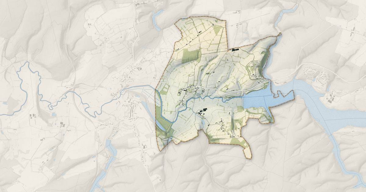 Portrait cartographique de Willies : relief, eau, forêts, bâti et voies, calculés à partir des données de l'IGN