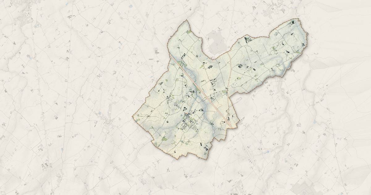 Portrait cartographique de Winnezeele : relief, eau, forêts, bâti et voies, calculés à partir des données de l'IGN