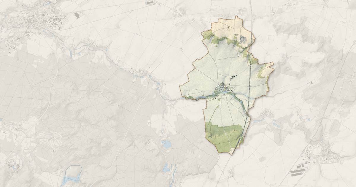 Portrait cartographique de Baron : relief, eau, forêts, bâti et voies, calculés à partir des données de l'IGN