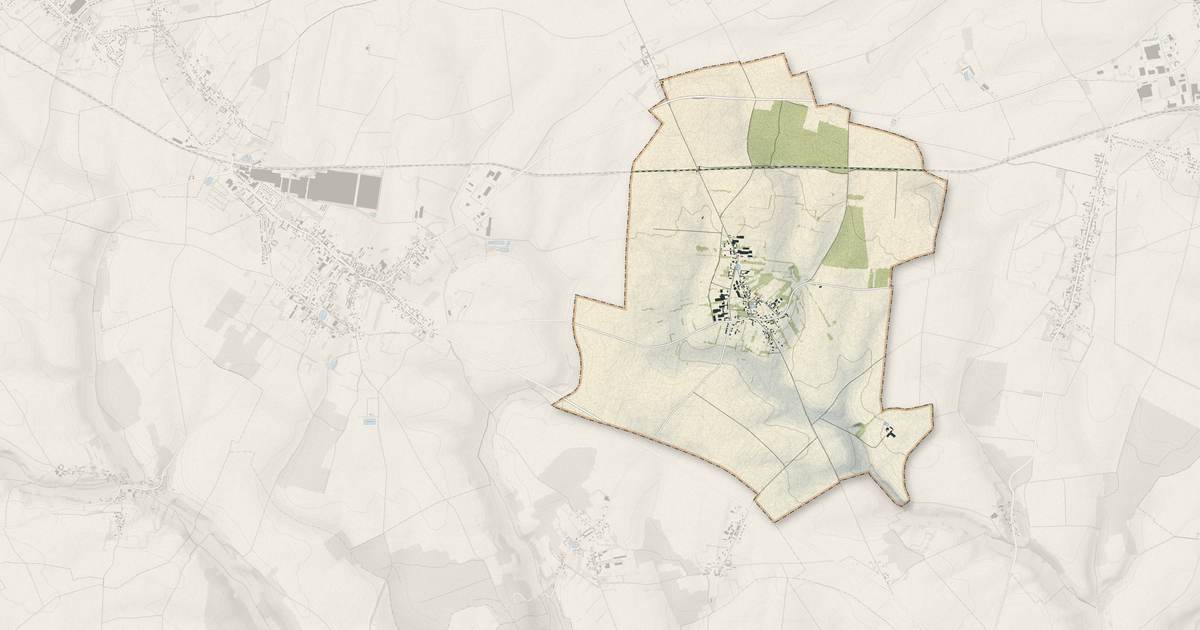 Portrait cartographique de Brombos : relief, eau, forêts, bâti et voies, calculés à partir des données de l'IGN