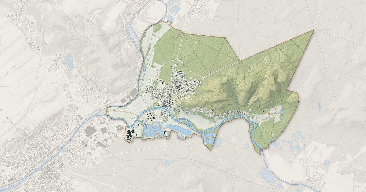 Portrait cartographique de Choisy-au-Bac : relief, eau, forêts, bâti et voies, calculés à partir des données de l'IGN