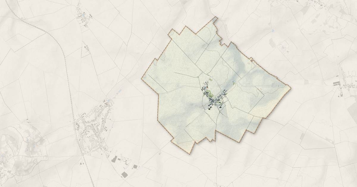 Portrait cartographique de Courcelles-Epayelles : relief, eau, forêts, bâti et voies, calculés à partir des données de l'IGN