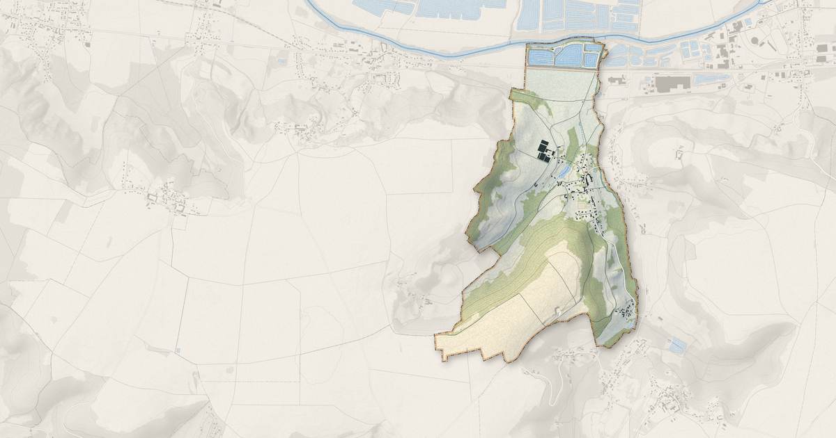 Portrait cartographique de Courtieux : relief, eau, forêts, bâti et voies, calculés à partir des données de l'IGN