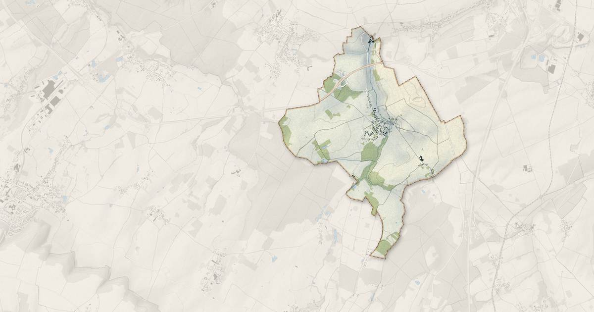 Portrait cartographique de Frocourt : relief, eau, forêts, bâti et voies, calculés à partir des données de l'IGN