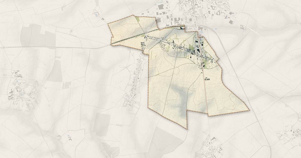 Portrait cartographique de Halloy : relief, eau, forêts, bâti et voies, calculés à partir des données de l'IGN