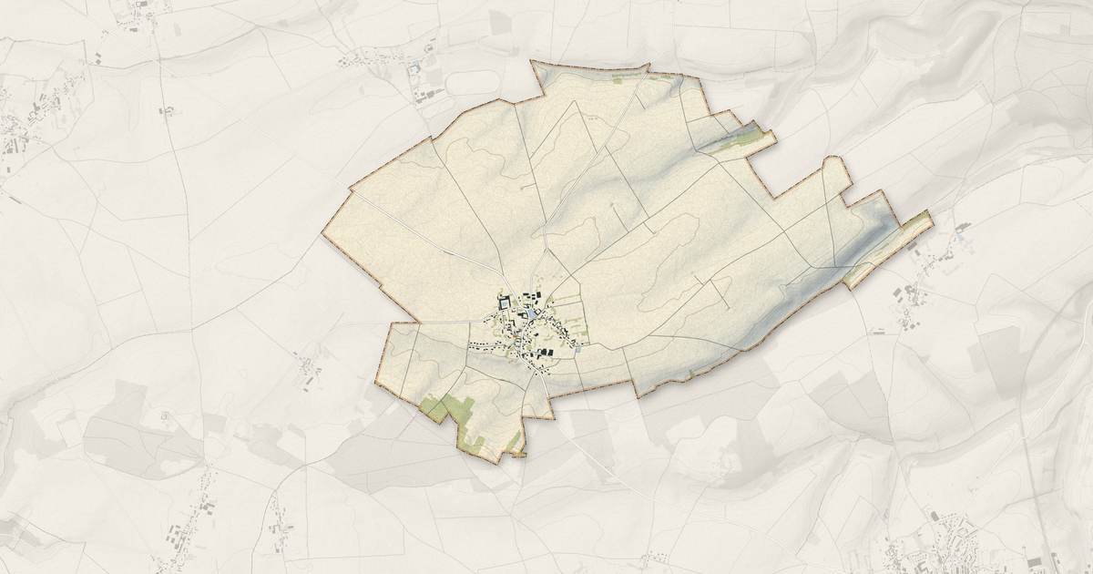 Portrait cartographique de Hétomesnil : relief, eau, forêts, bâti et voies, calculés à partir des données de l'IGN