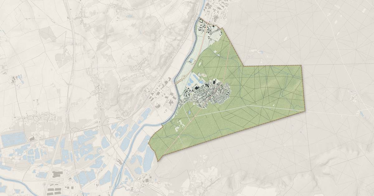 Portrait cartographique de Lacroix-Saint-Ouen : relief, eau, forêts, bâti et voies, calculés à partir des données de l'IGN