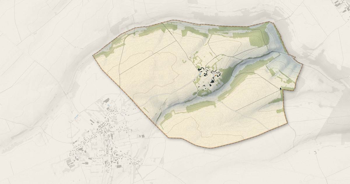 Portrait cartographique de Laverrière : relief, eau, forêts, bâti et voies, calculés à partir des données de l'IGN