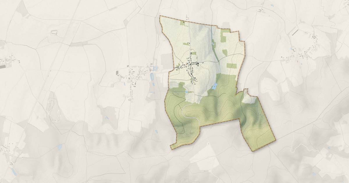 Portrait cartographique de Maucourt : relief, eau, forêts, bâti et voies, calculés à partir des données de l'IGN