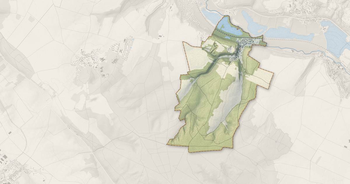 Portrait cartographique de Maysel : relief, eau, forêts, bâti et voies, calculés à partir des données de l'IGN