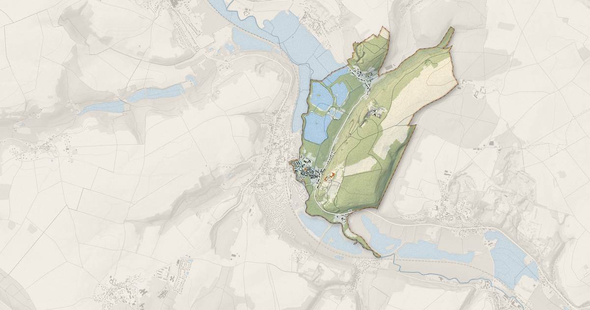 Portrait cartographique de Mello : relief, eau, forêts, bâti et voies, calculés à partir des données de l'IGN