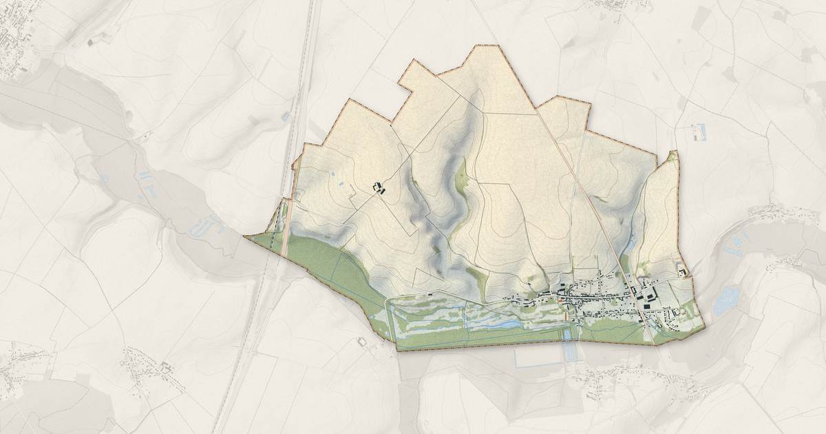Portrait cartographique de Monchy-Humières : relief, eau, forêts, bâti et voies, calculés à partir des données de l'IGN
