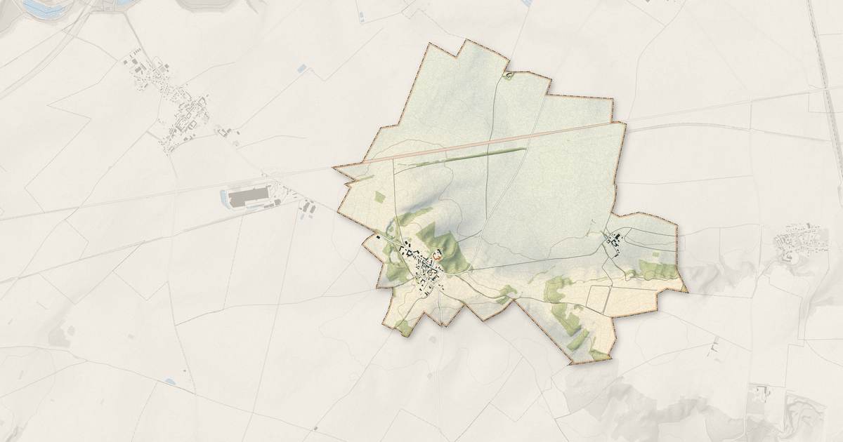 Portrait cartographique de Montépilloy : relief, eau, forêts, bâti et voies, calculés à partir des données de l'IGN